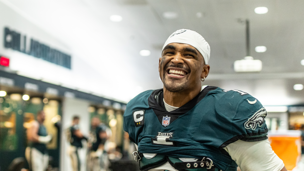 Jalen Hurts Was Dominant at the Linc in 2025: The Numbers Prove It