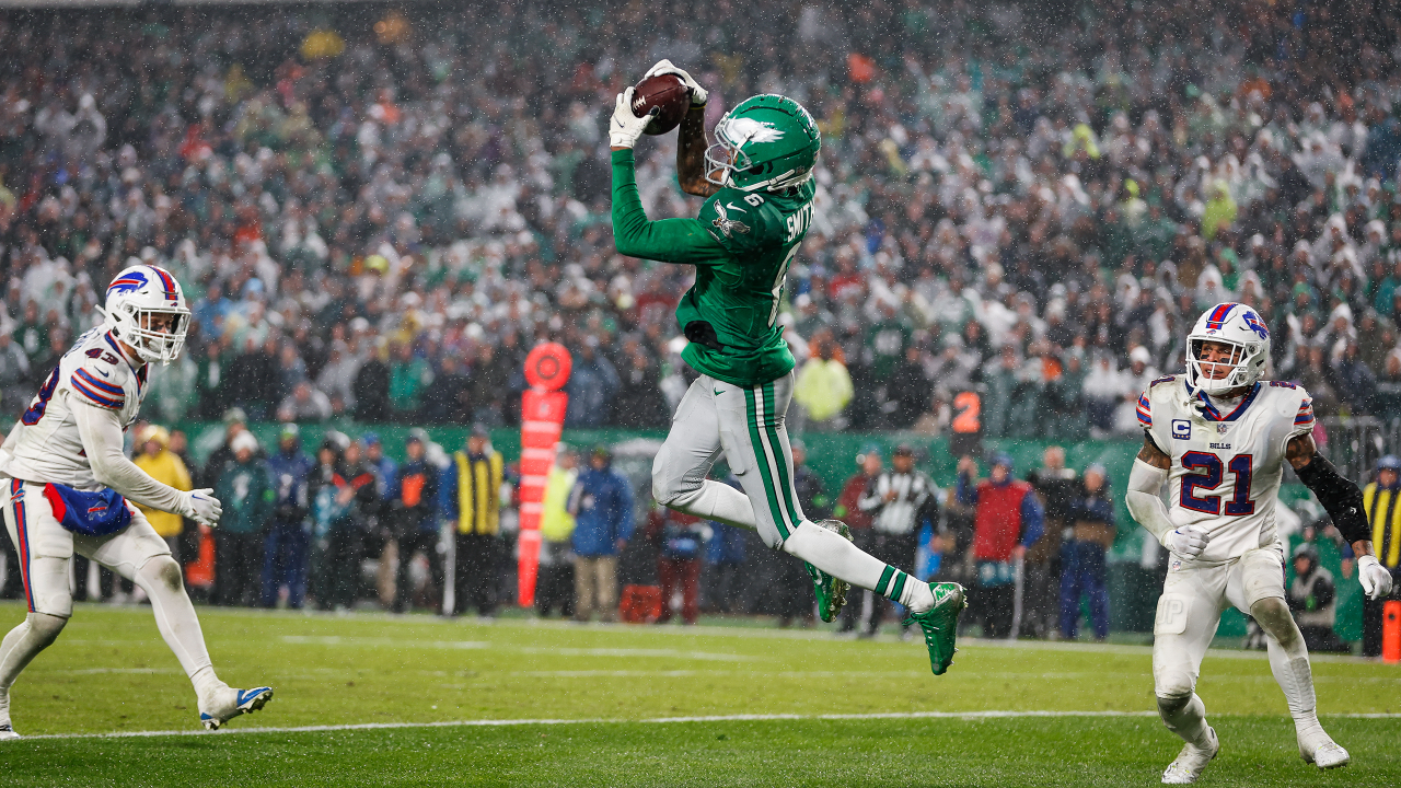 DeVonta Smith Responds to A.J. Brown Trade Rumors: I Got a Job to Do