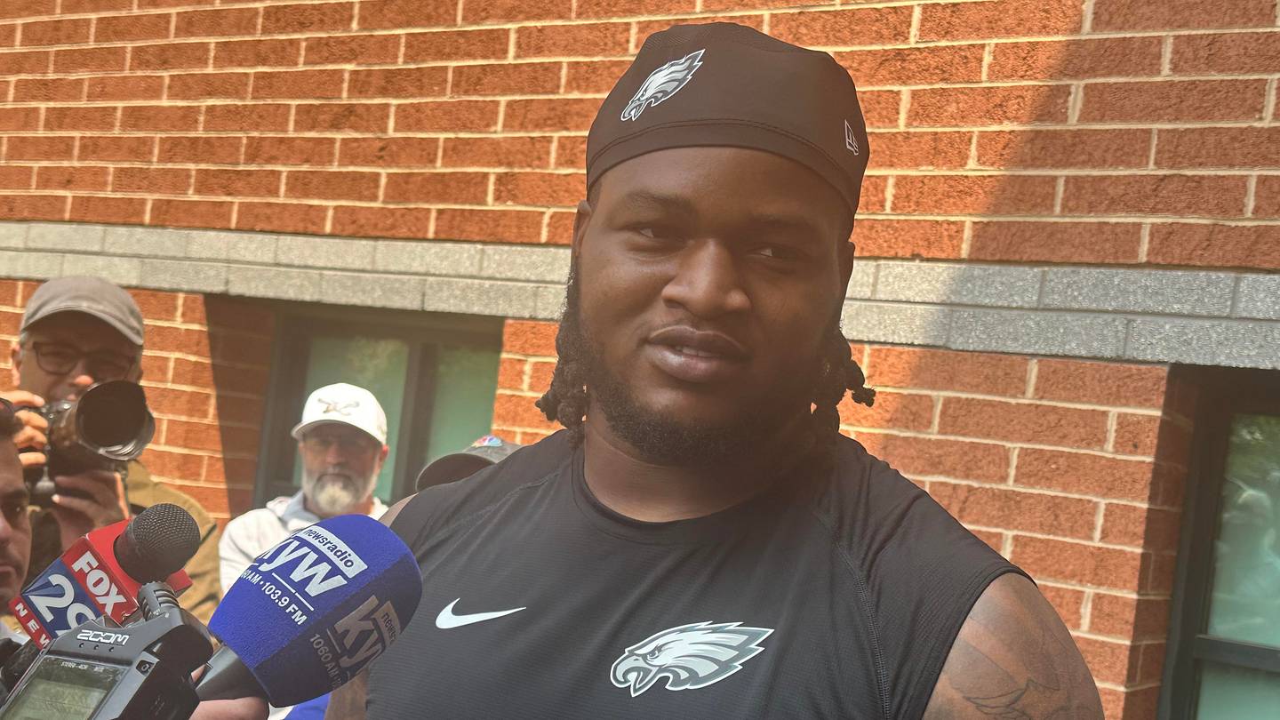 Jalen Carter Skipped Team Drills at Minicamp. Hold-In or Shoulder? Both Possibilities Are Live.