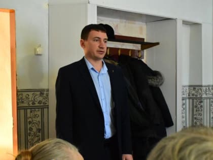 Депутат Думы округа встретился с ветеранами Лесокомбината