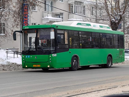 В Екатеринбурге три автобуса изменят маршруты во время репетиции парада