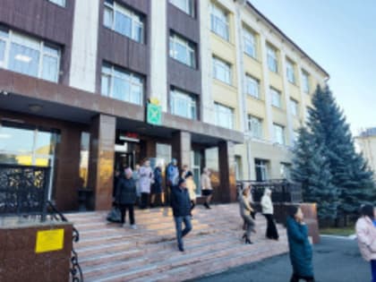 Пожарная сигнализация сработала в администрации Лесного