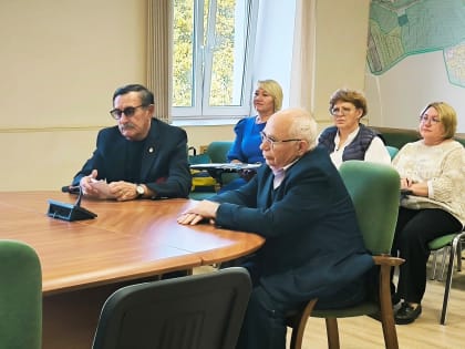 Галочка против четырёх: новые вызовы для здоровья общества