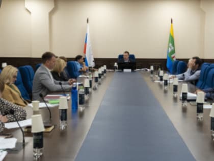 Заседание комиссии по образованию и спорту в городской Думе