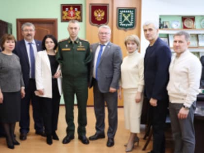 Герой России посетил Лесной