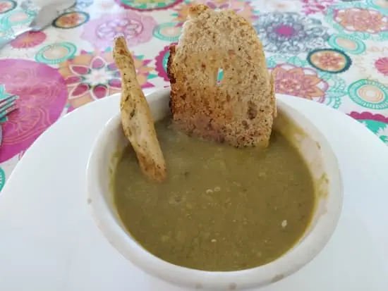 ? Receta de Sopa de Arvejas 【 Cómo preparar Fácil 】