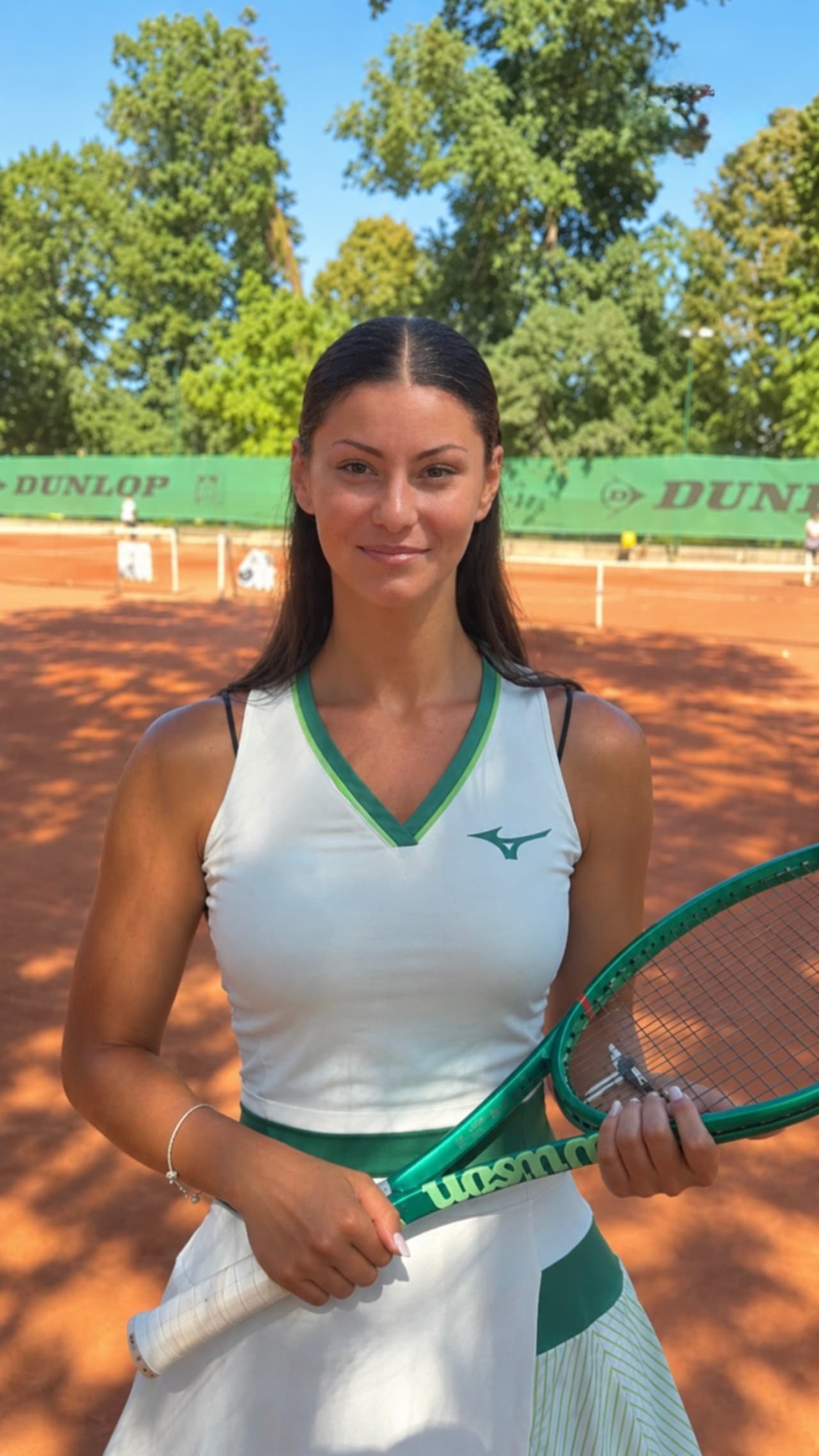 Елеонора Николова