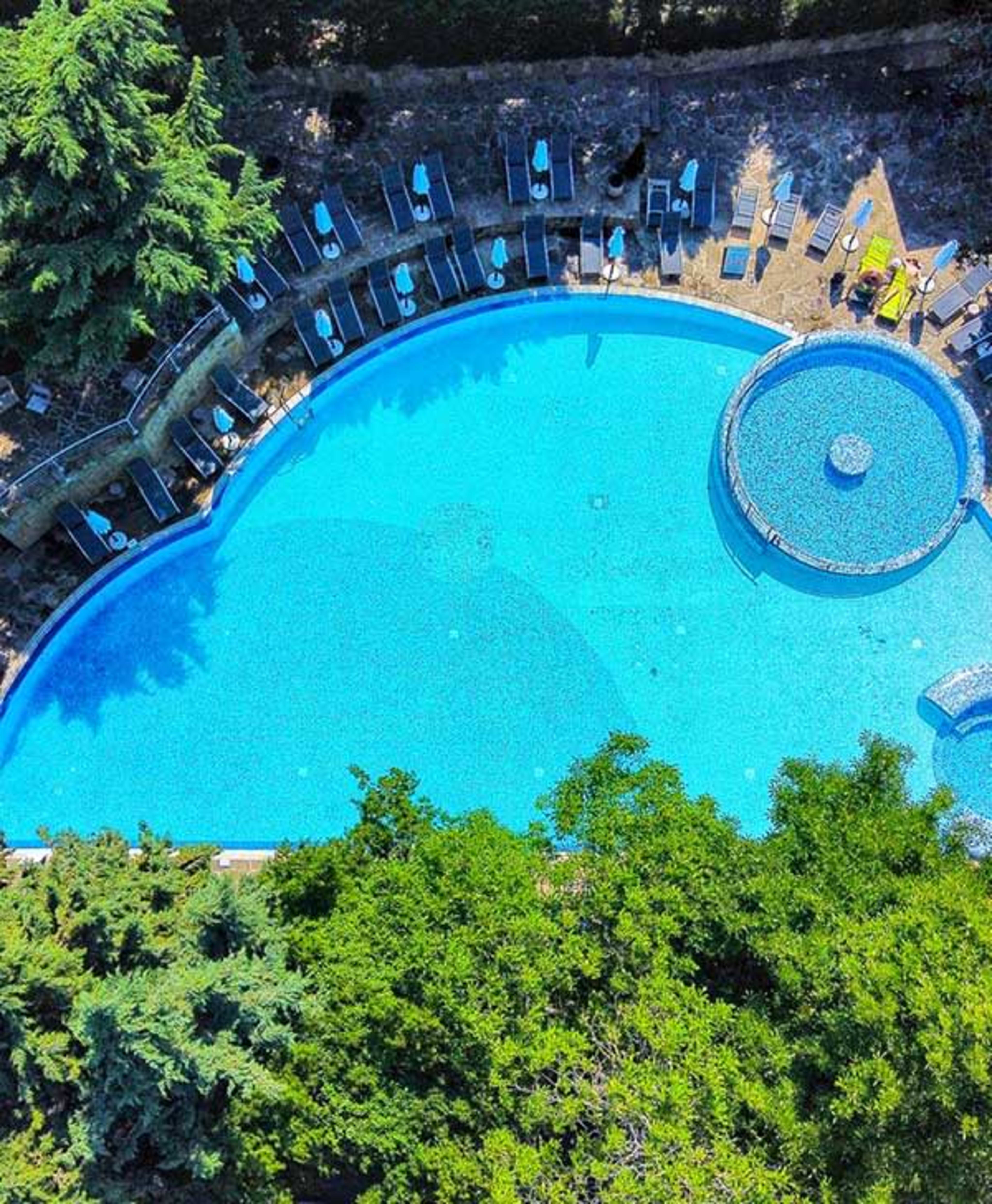 Excelsior Hotel Pool 1