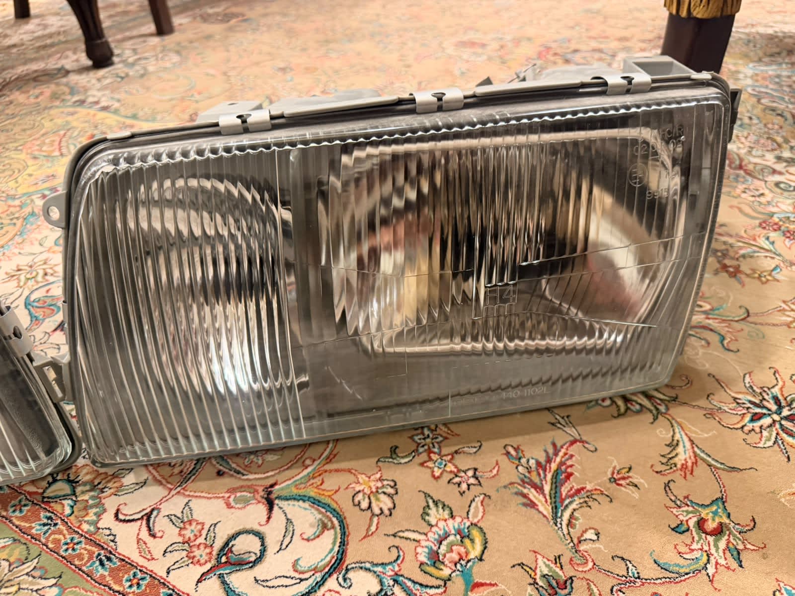 Mercedes-Benz W126 European DEPO Headlights Set — photo 1