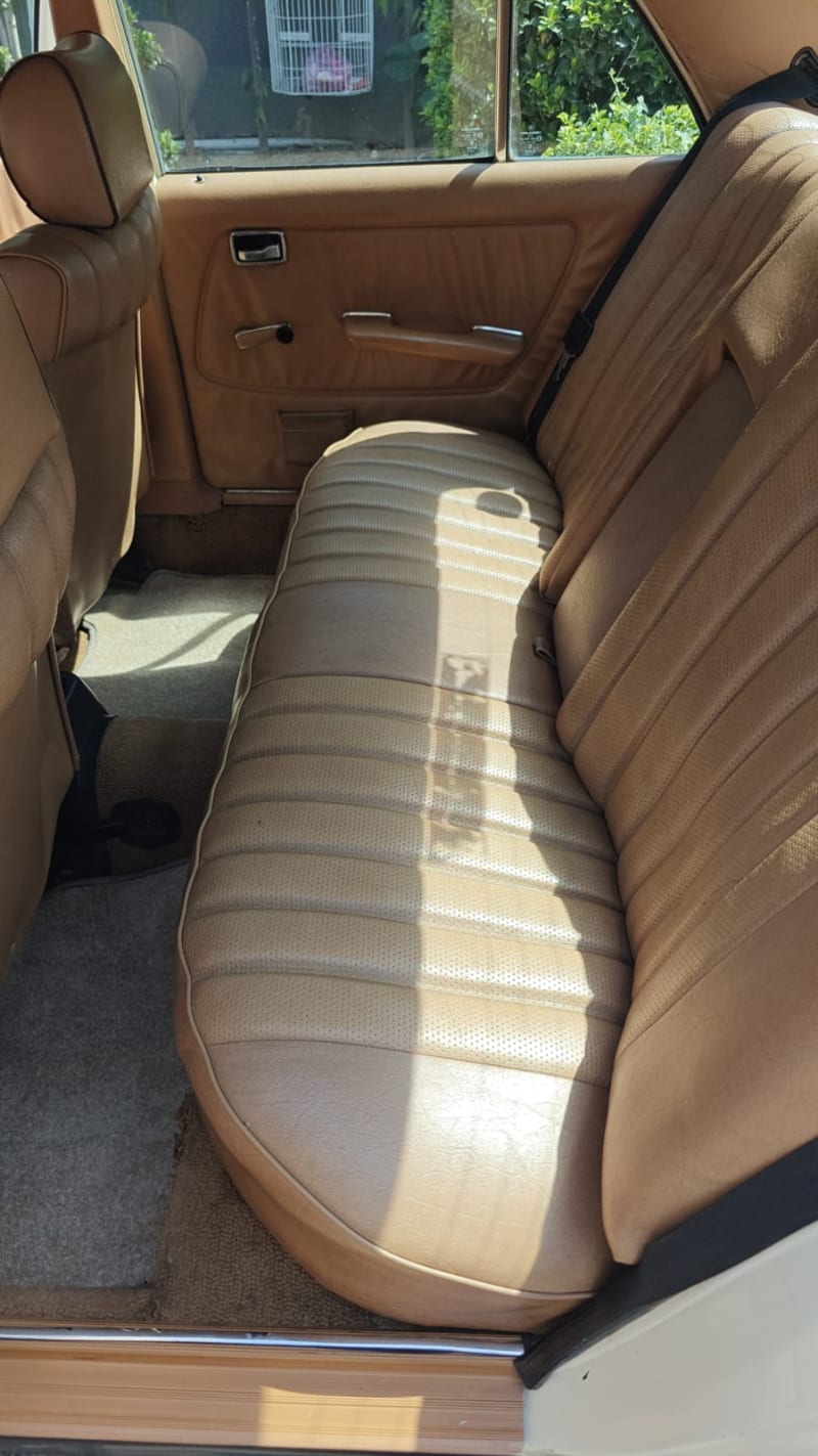 1982 Mercedes-Benz W123