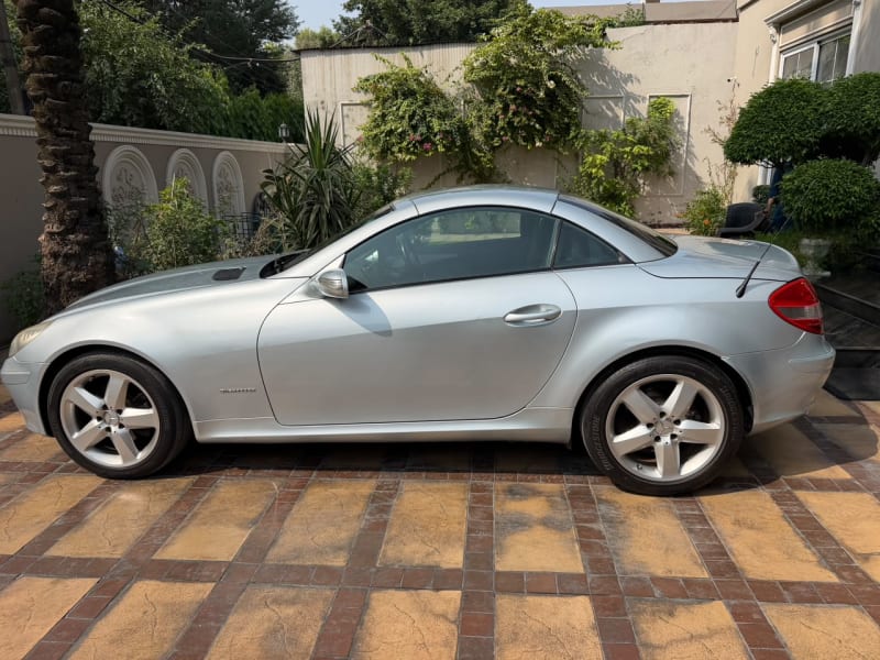 Mercedes-Benz SLK200