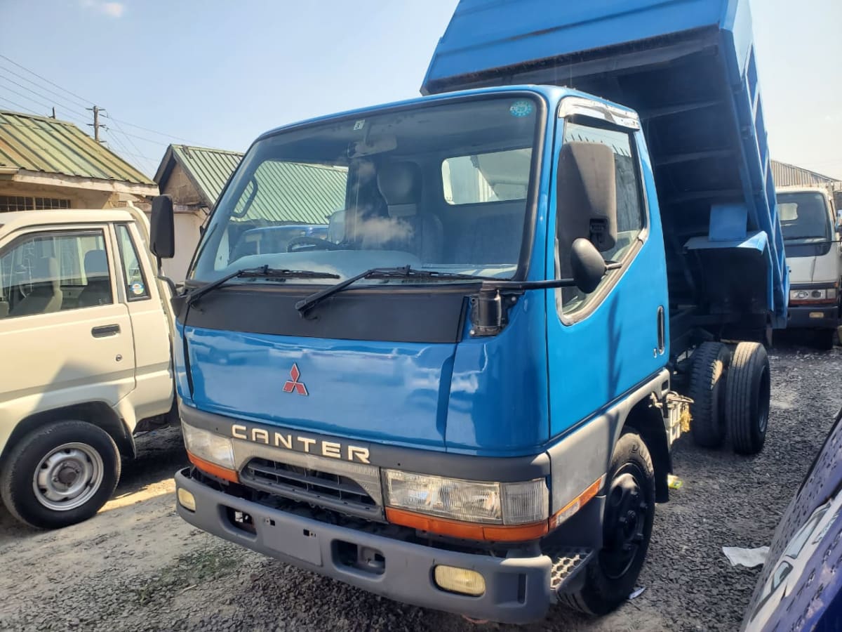 Mitsubishi Canter