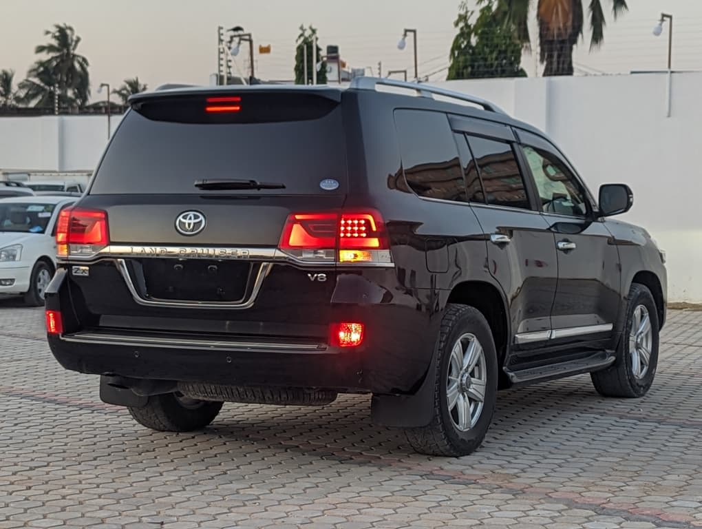 Toyota Land Cruiser ZX 2016 thumbnail 3
