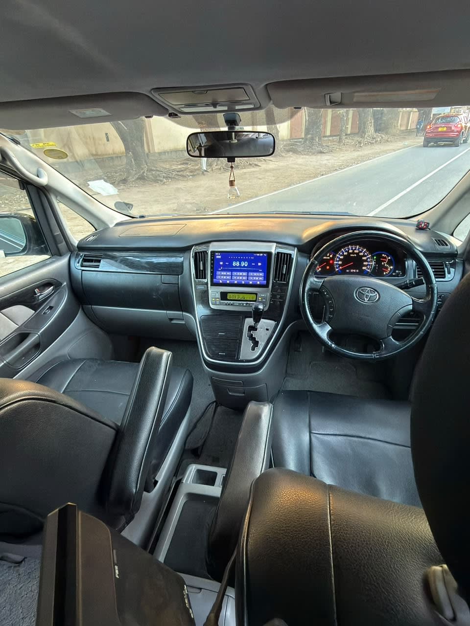 Toyota Alphard 2007 thumbnail 4