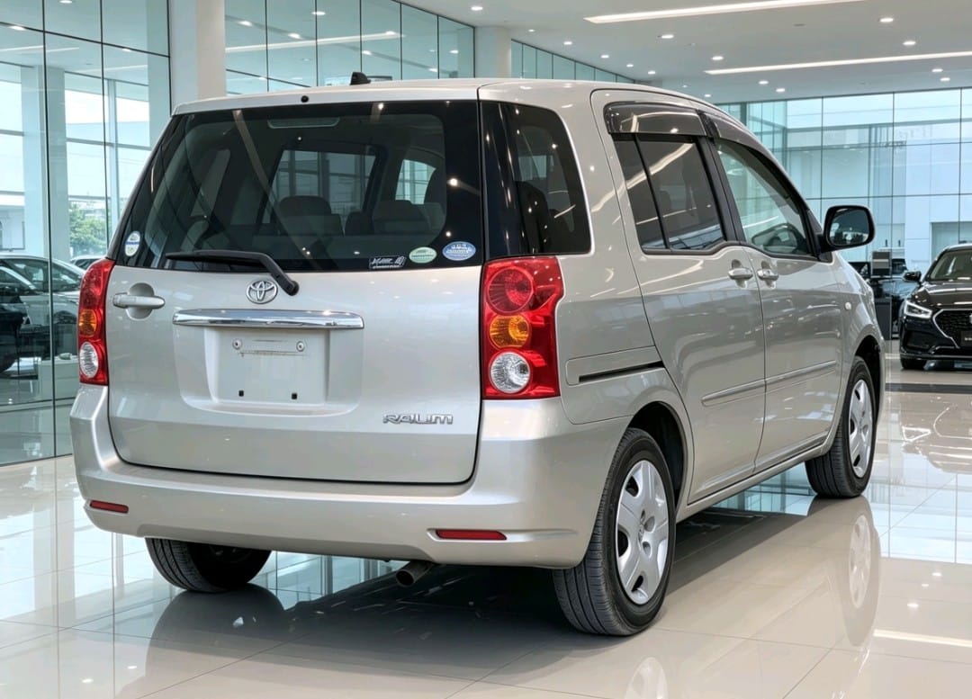 Toyota Raum 2006 thumbnail 6