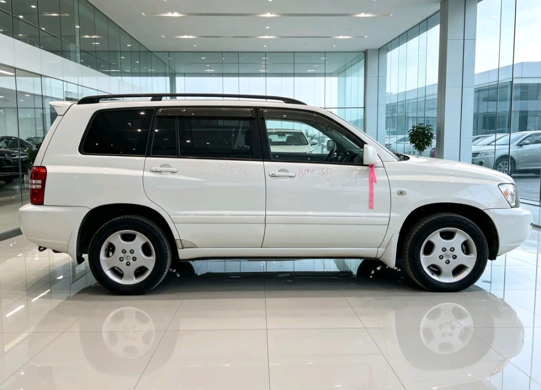 Toyota Kluger 2001 thumbnail 3