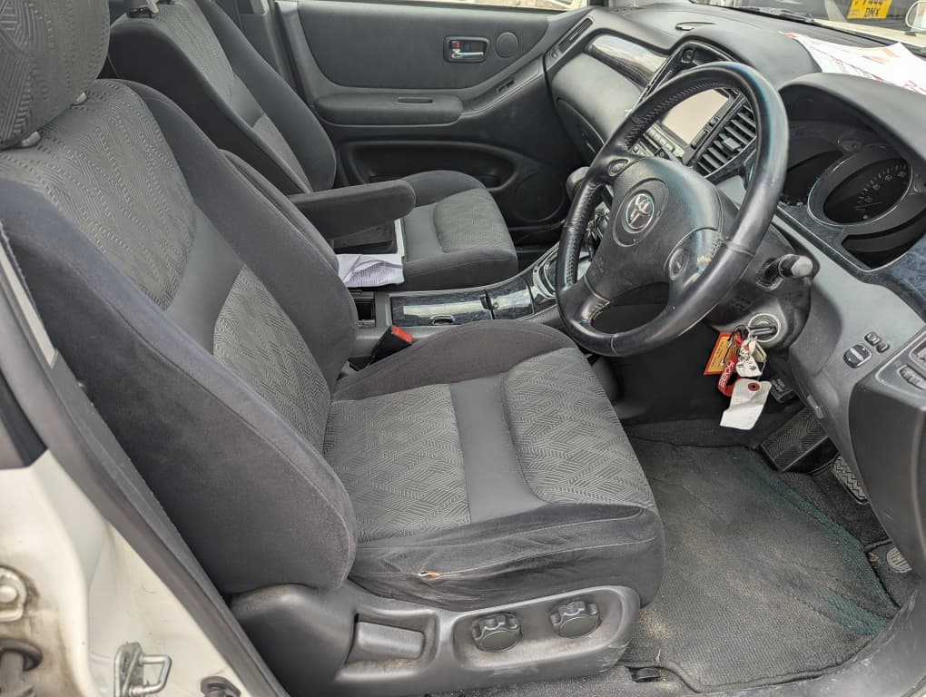 Toyota Kluger 2001 thumbnail 8