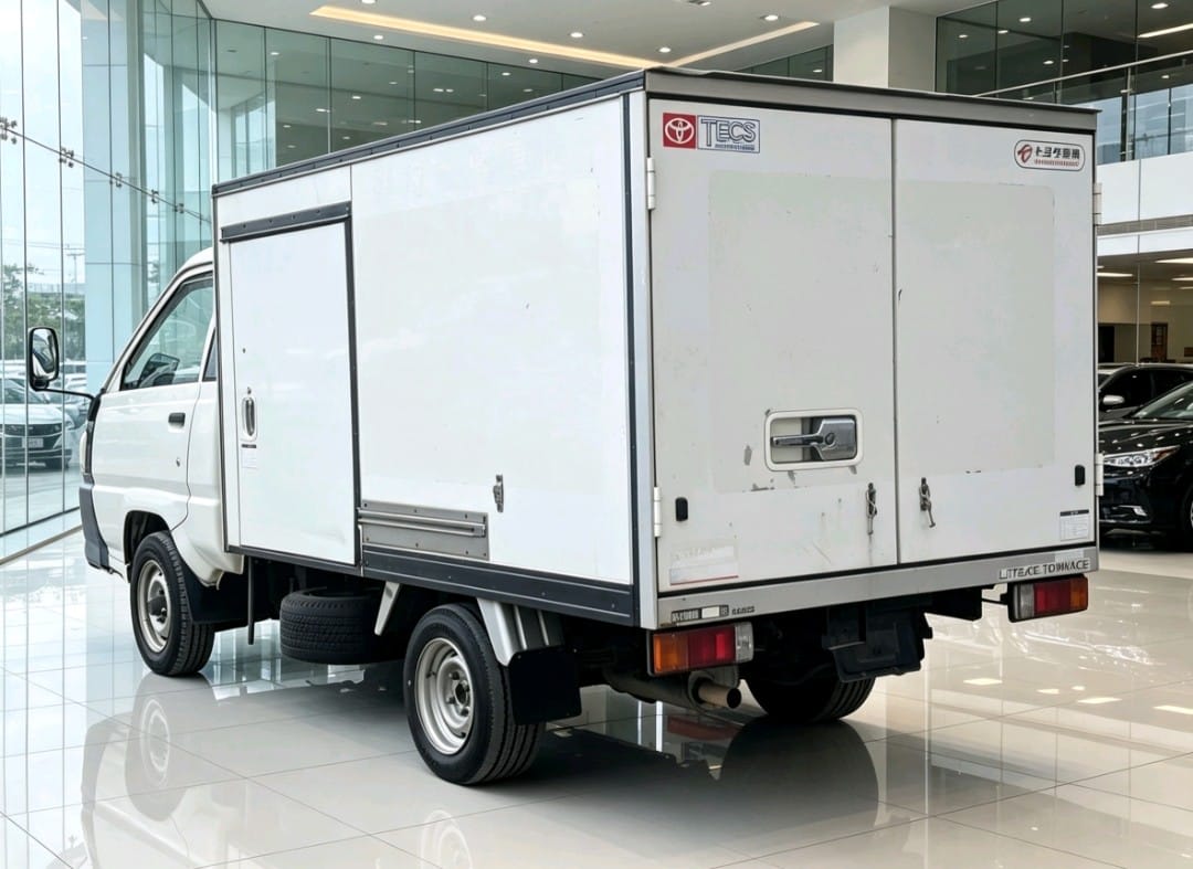 Toyota Townace Fridge 2006 thumbnail 2
