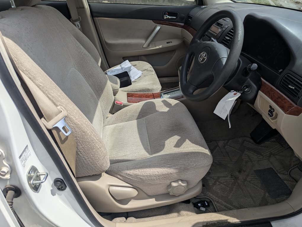 Toyota Premio 2003 thumbnail 7