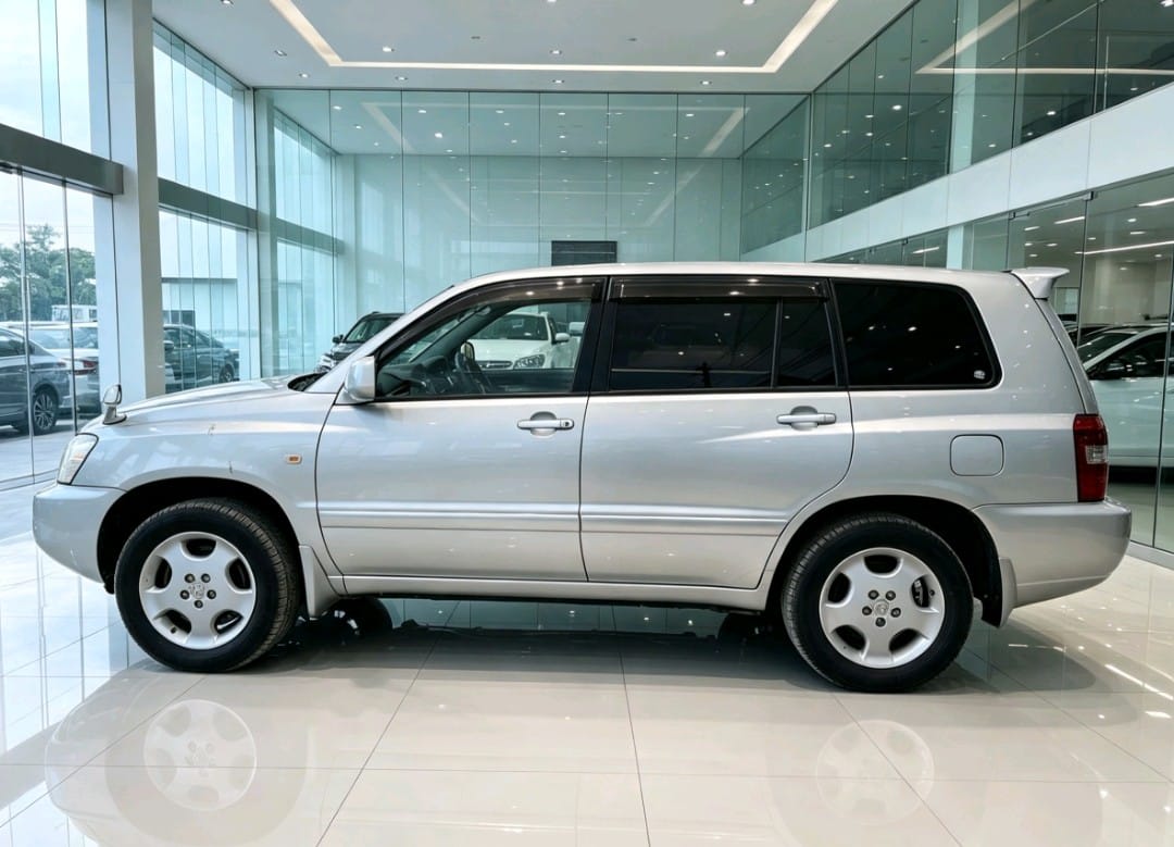 Toyota Kluger 2005 thumbnail 2