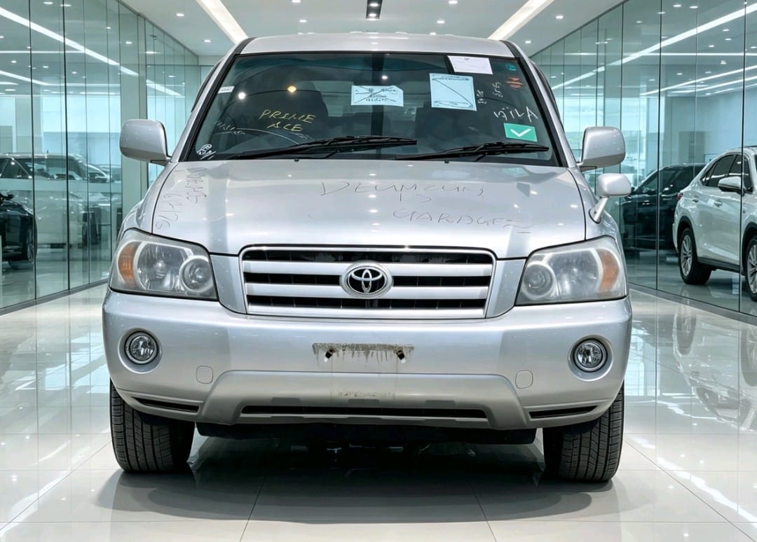 Toyota Kluger 2005 thumbnail 4