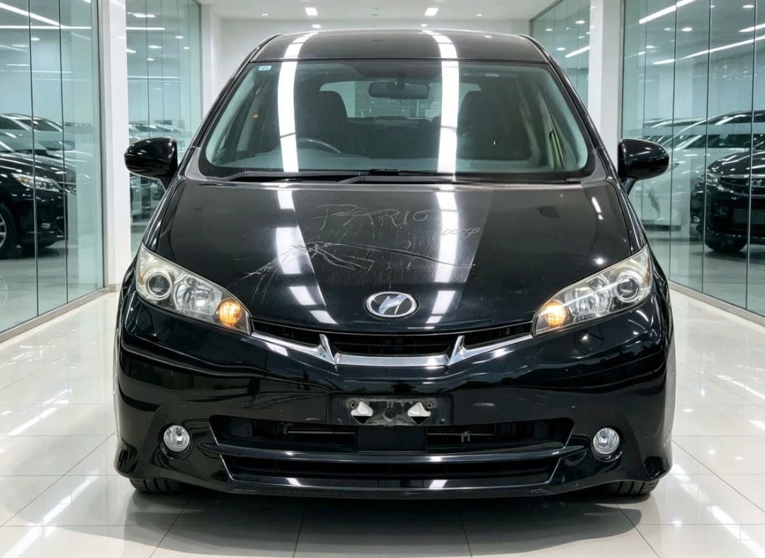 Toyota Wish 2012 thumbnail 2