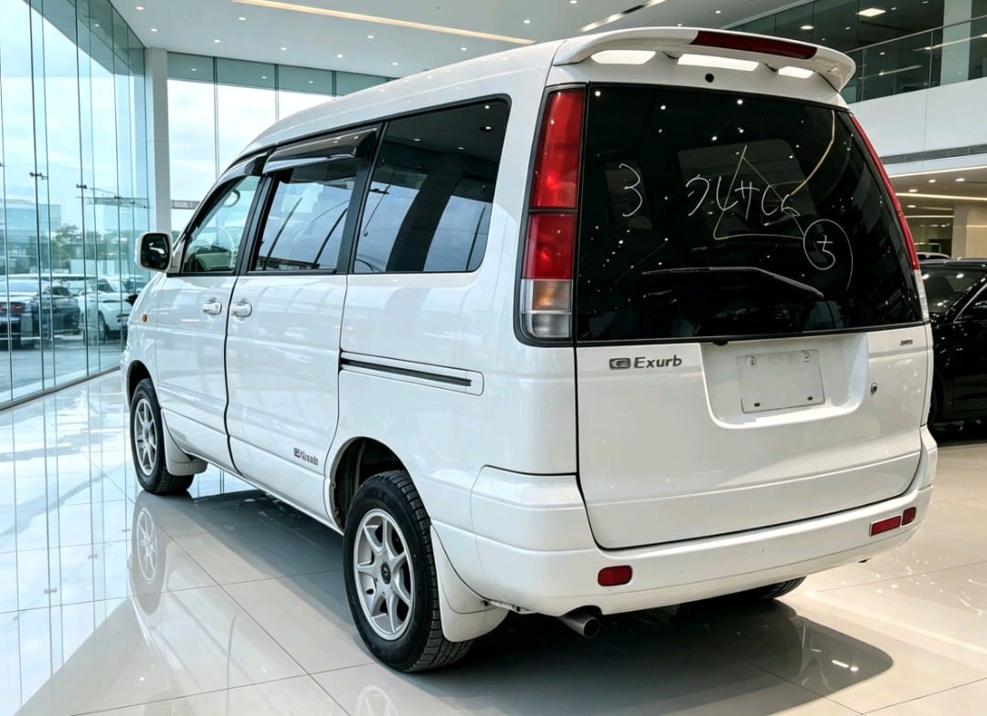 Toyota Noah 2001 thumbnail 5