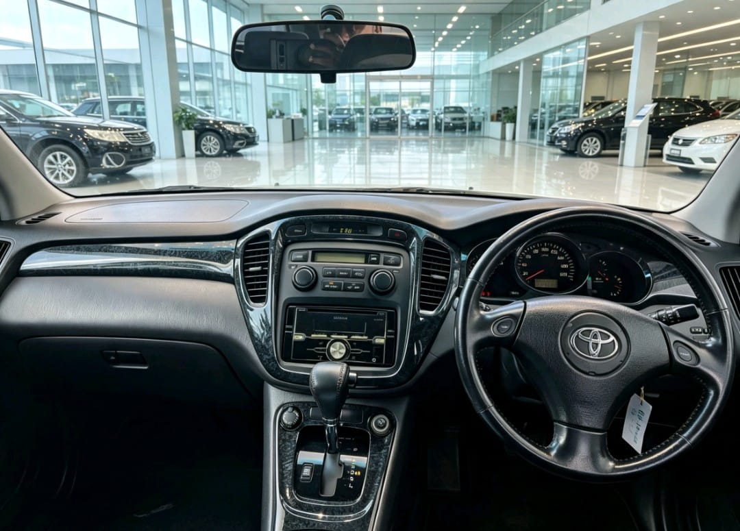 Toyota Kluger 2001 thumbnail 9
