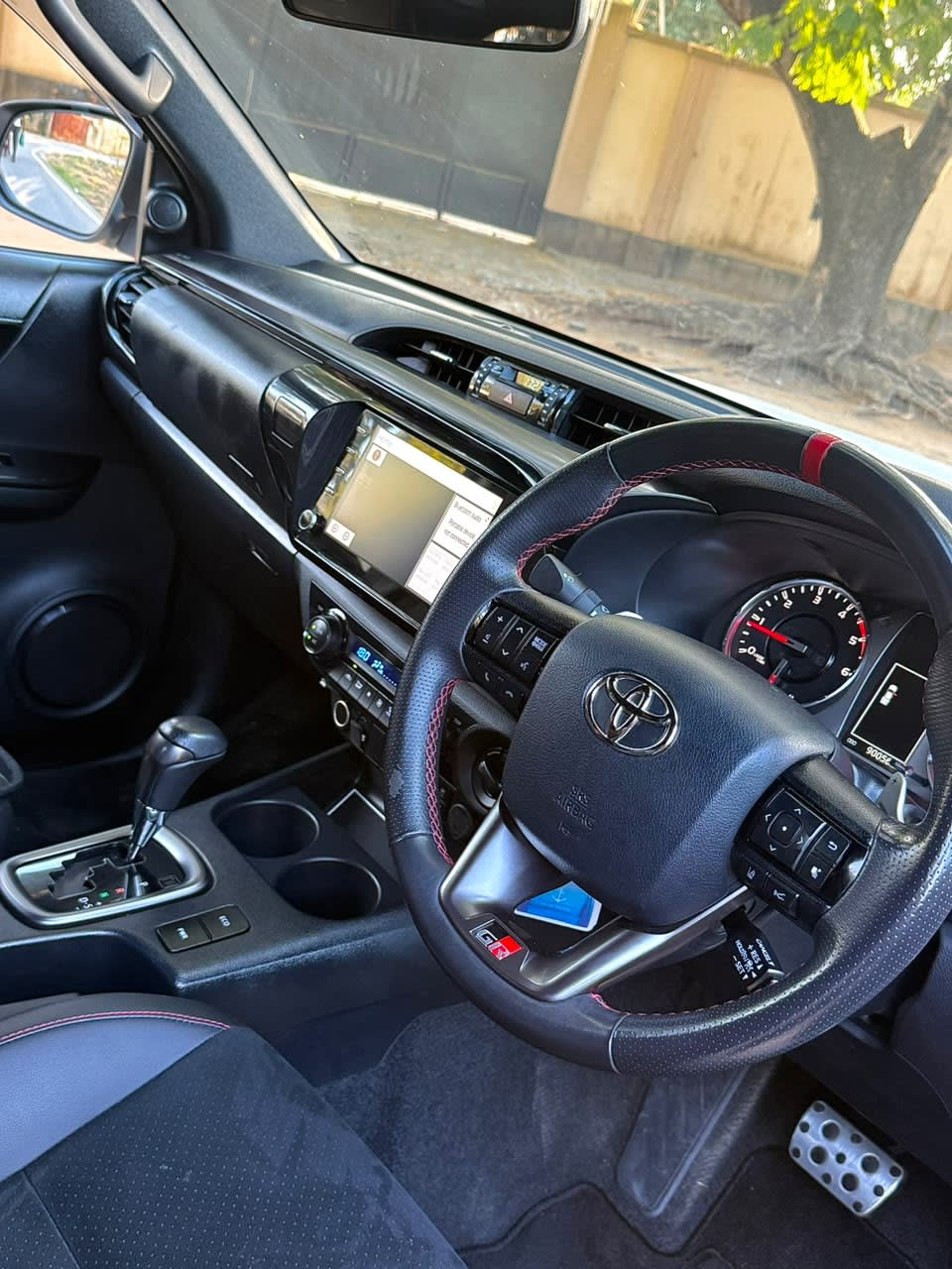 Toyota Hilux 2021 thumbnail 9