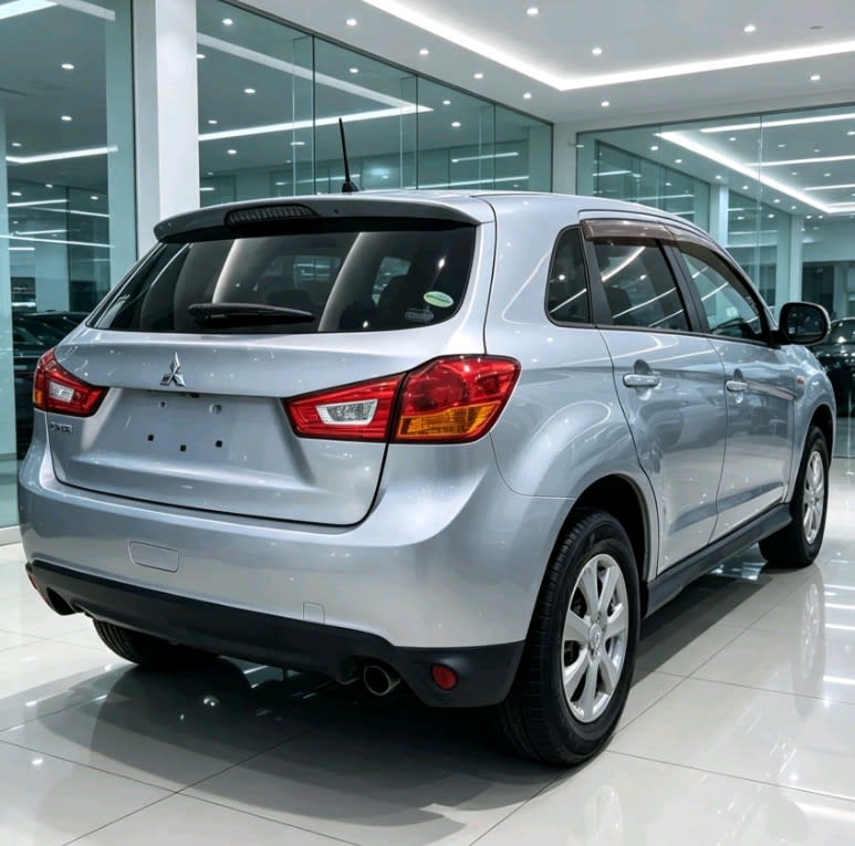 Mitsubishi RVR 2013 thumbnail 3