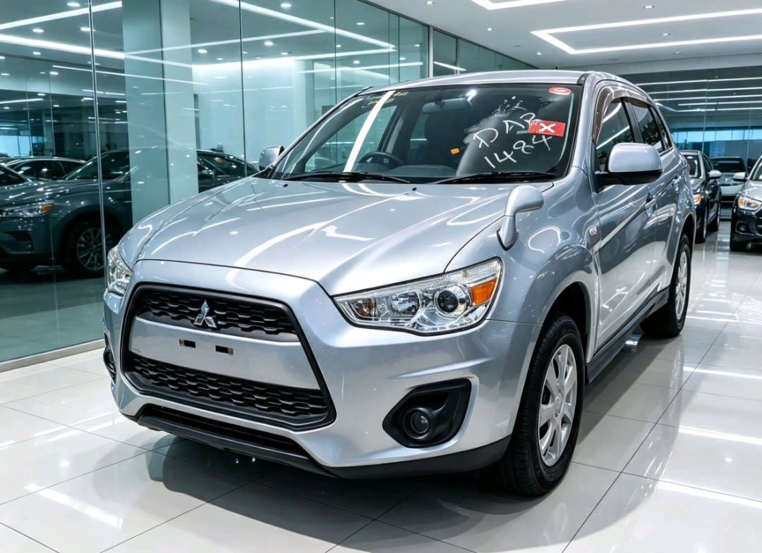 Mitsubishi RVR 2013 thumbnail 4