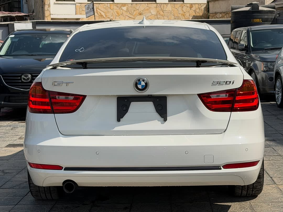 BMW 3 Series 2013 thumbnail 5