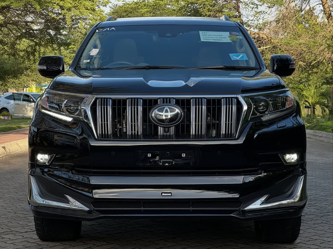 Toyota Land Cruiser TX 150 2023 thumbnail 2