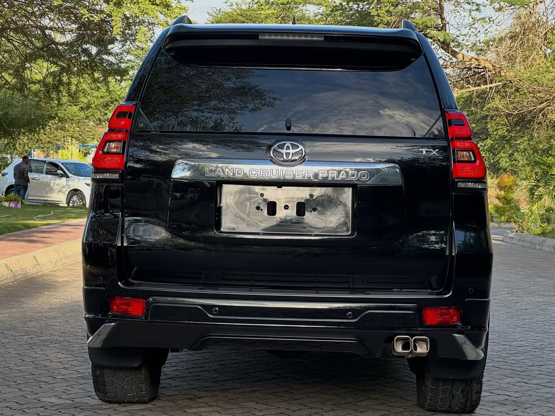 Toyota Land Cruiser TX 150 2023 thumbnail 6