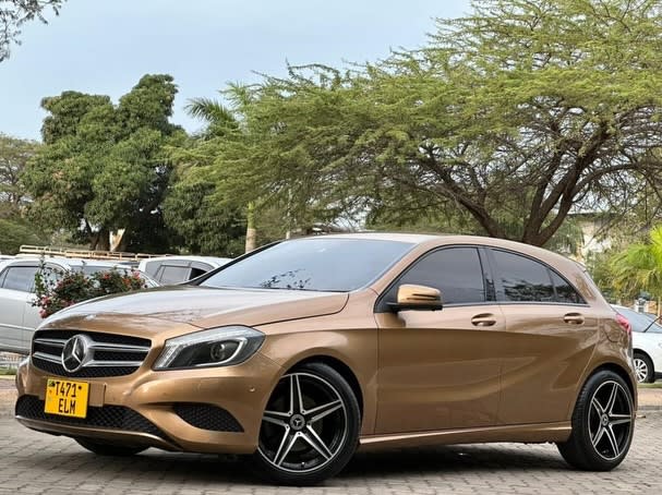 Mercedes-Benz A-Class 2013 thumbnail 2