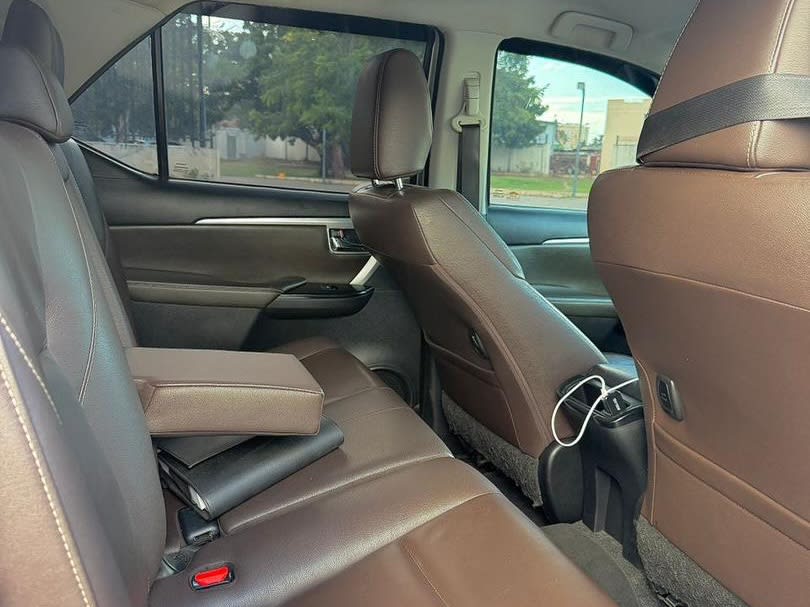 Toyota Fortuner 2018 thumbnail 4