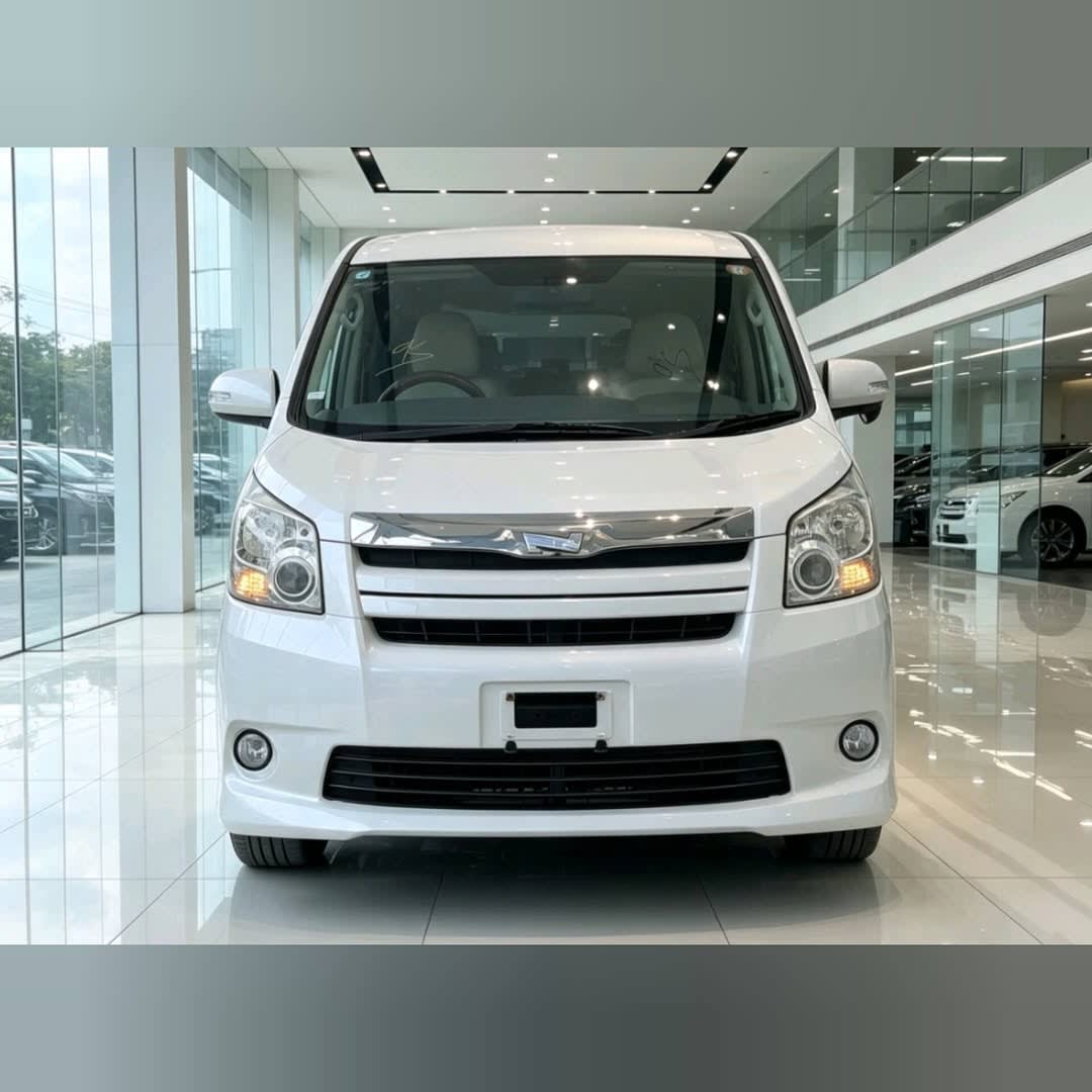 Toyota Noah 2008 thumbnail 2