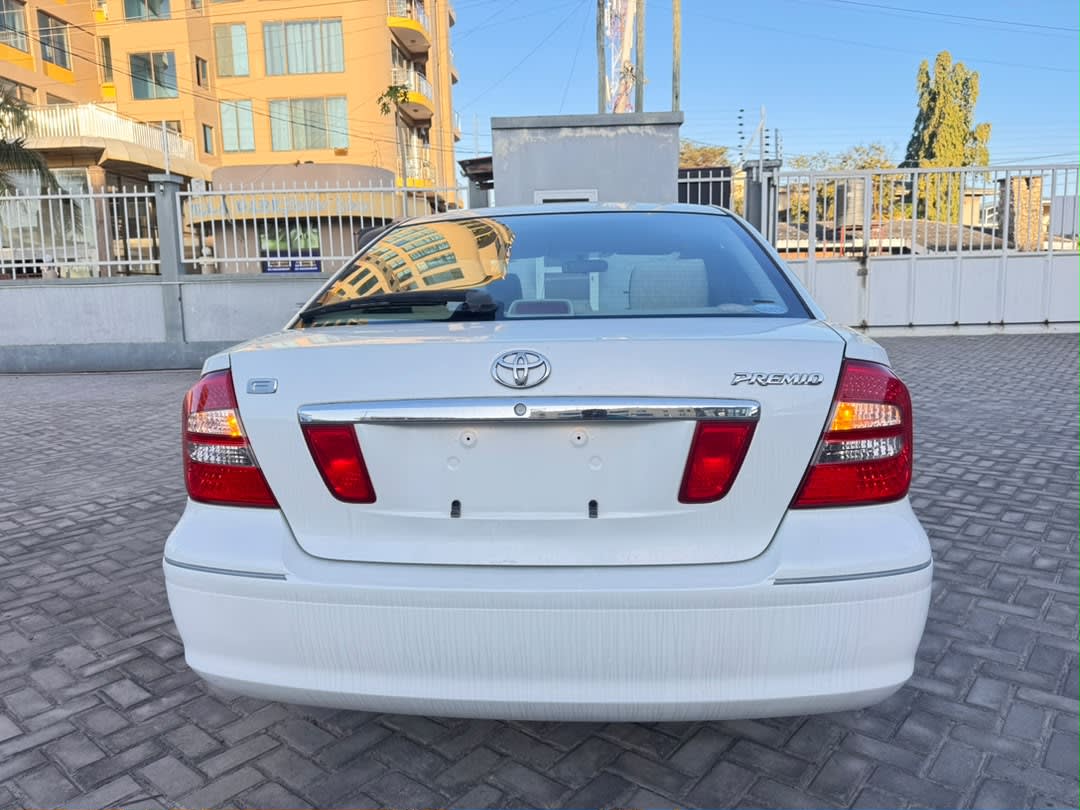 Toyota Premio 2005 thumbnail 8