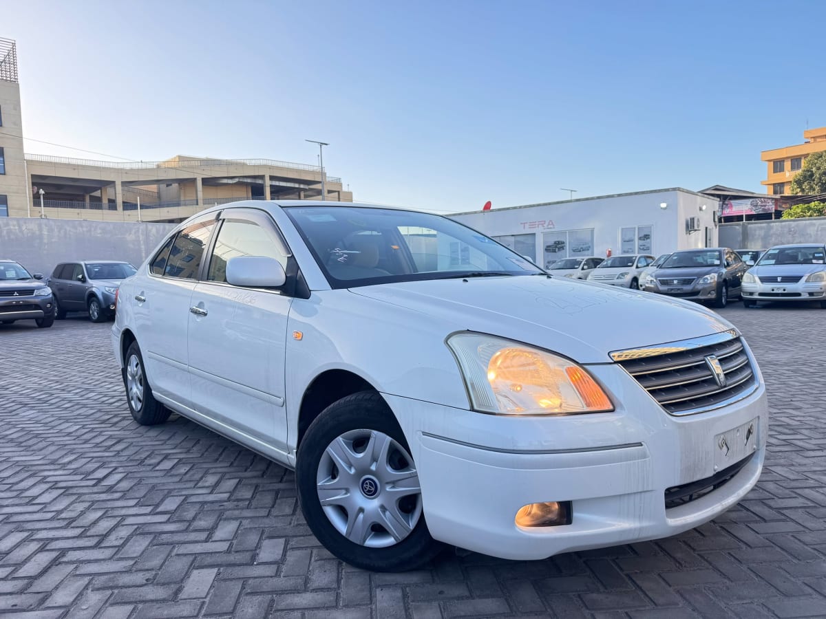 Toyota Premio 2005 view