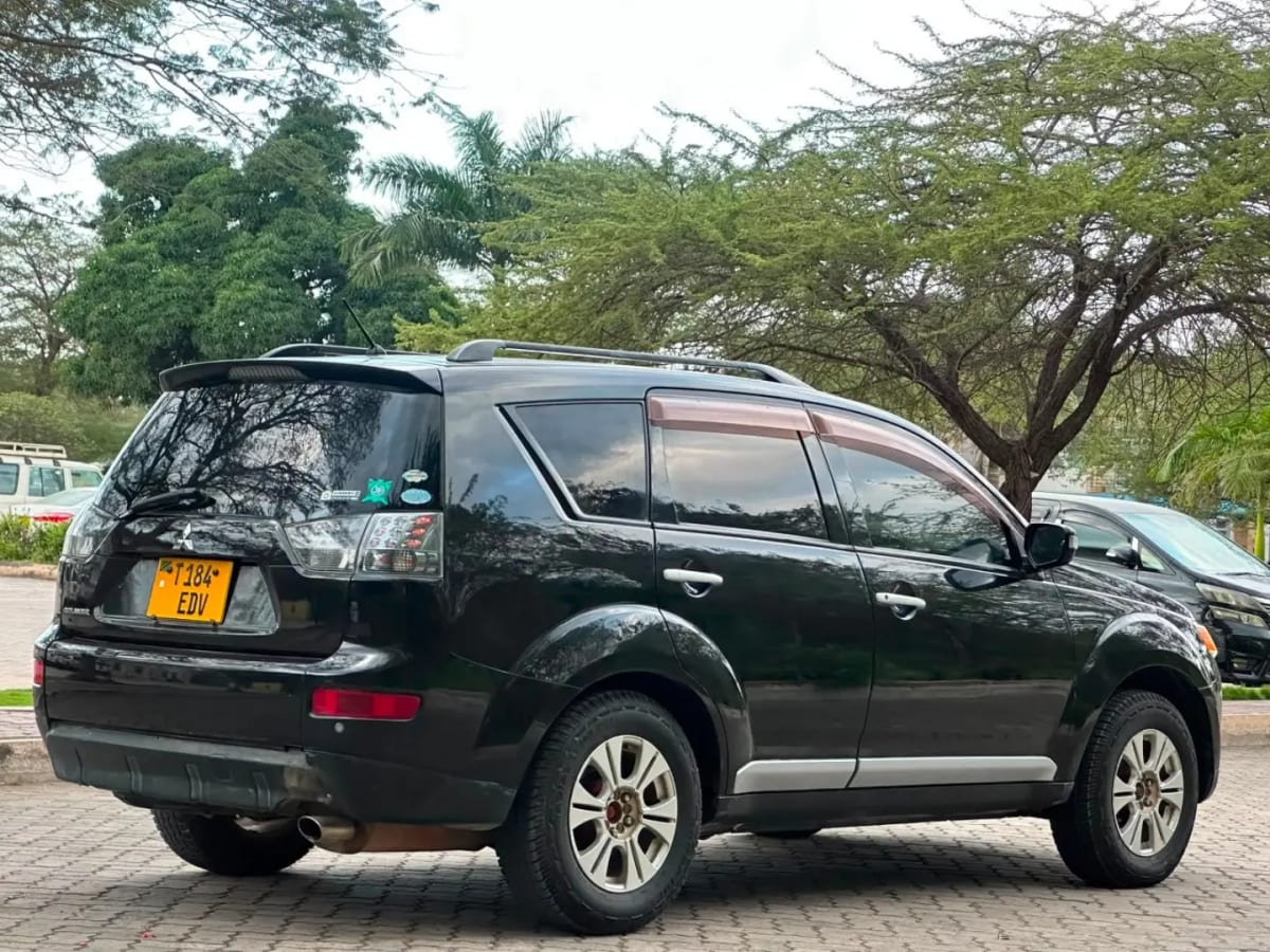 Mitsubishi Outlander 2008 thumbnail 4