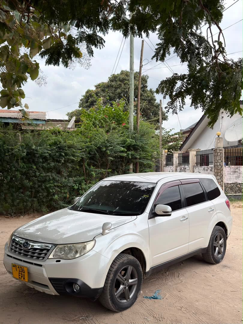 Subaru Forester 2011 thumbnail 8