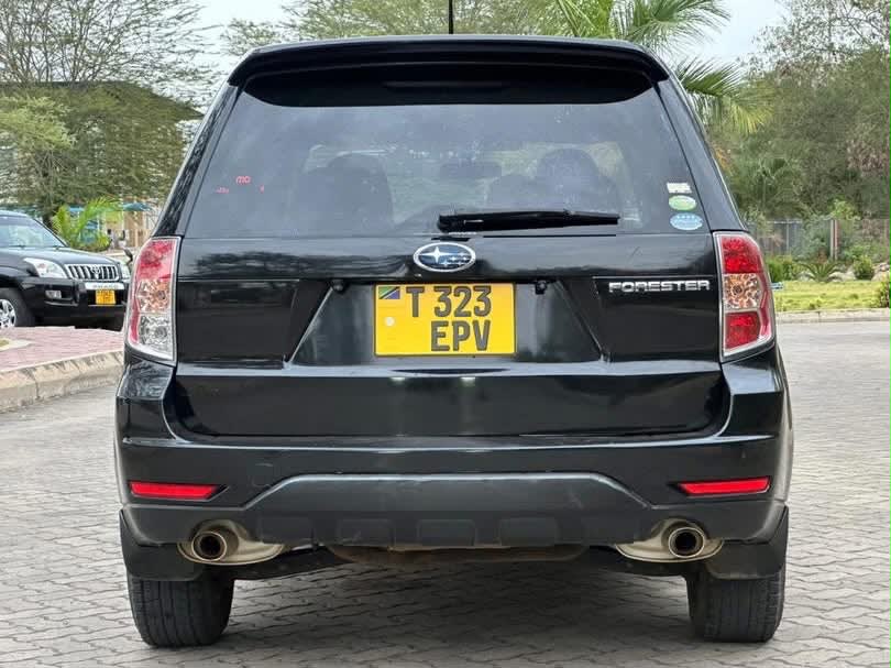 Subaru Forester 2010 thumbnail 3