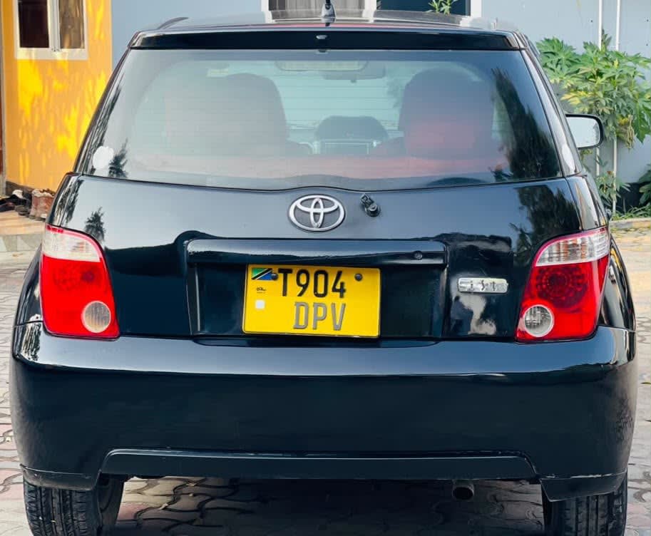Toyota IST 2006 thumbnail 3