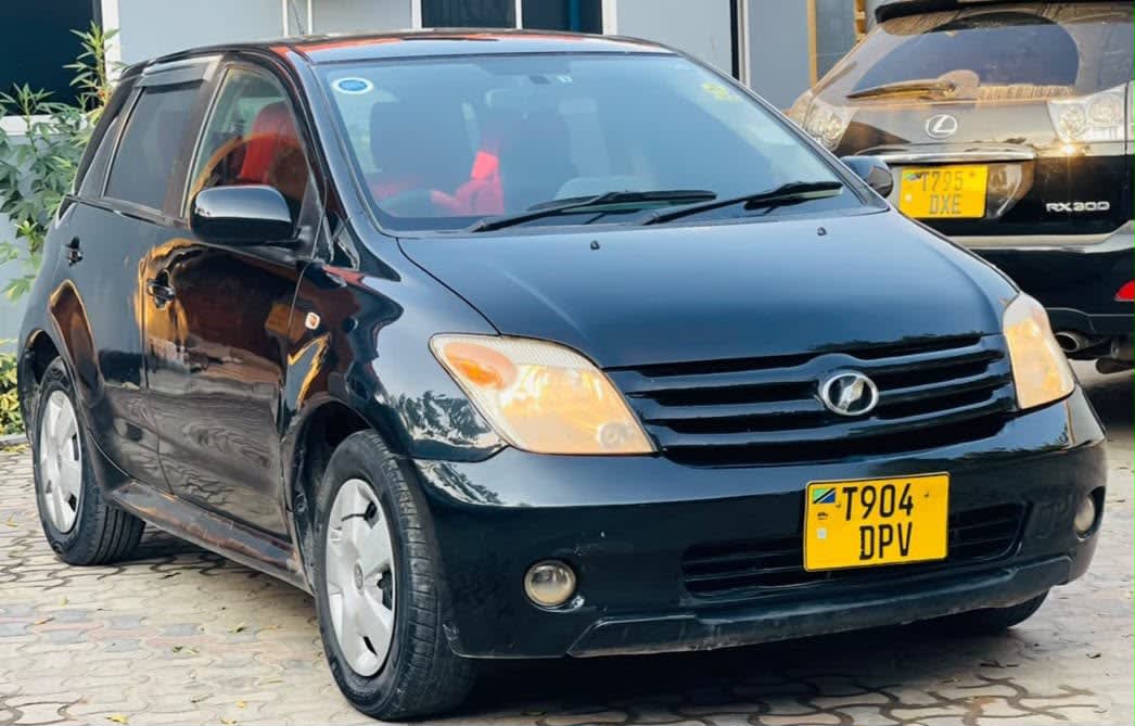 Toyota IST 2006 thumbnail 5