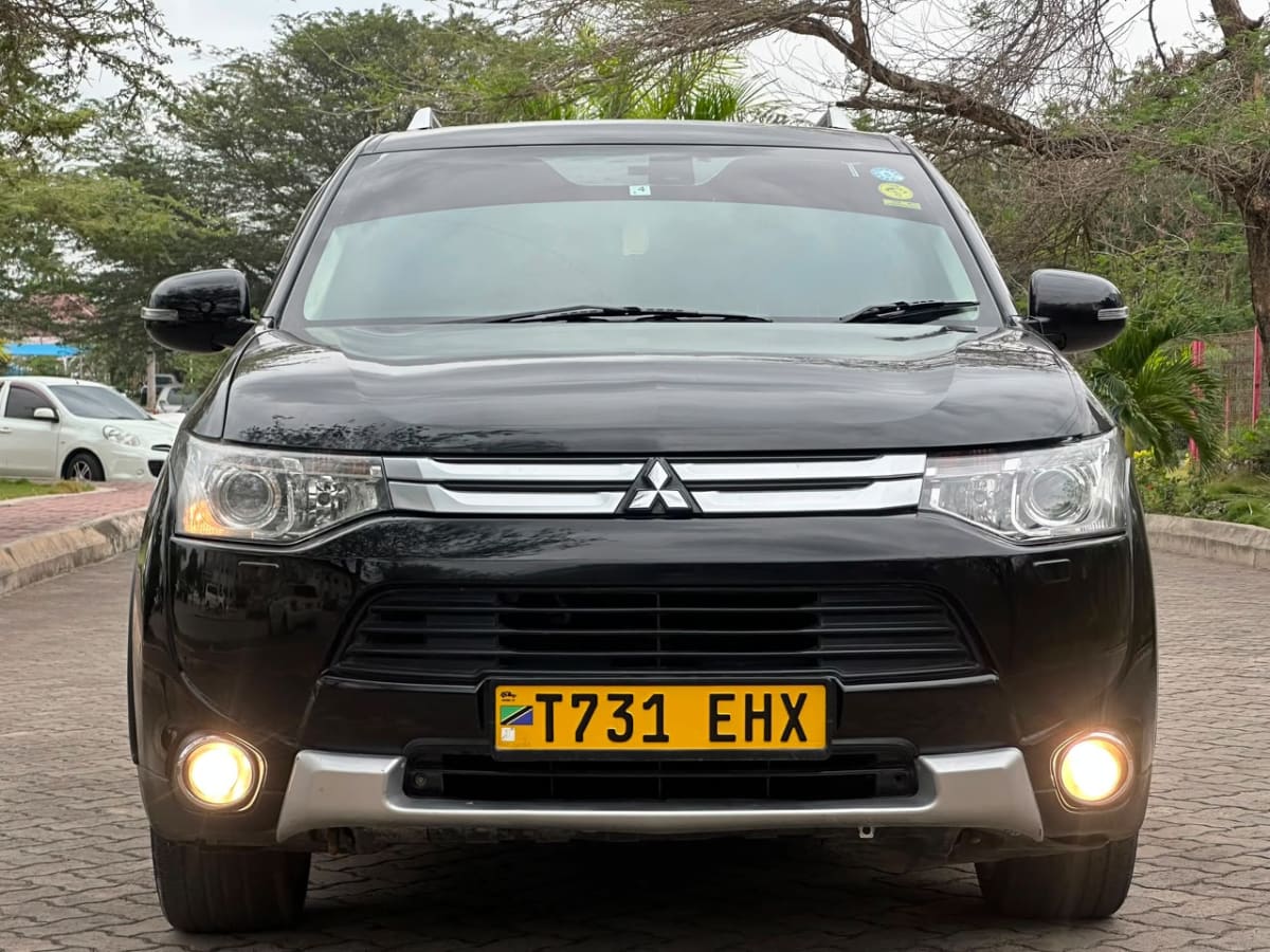 Mitsubishi Outlander 2014 thumbnail 3
