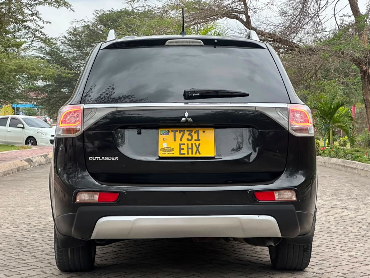 Mitsubishi Outlander 2014 thumbnail 6