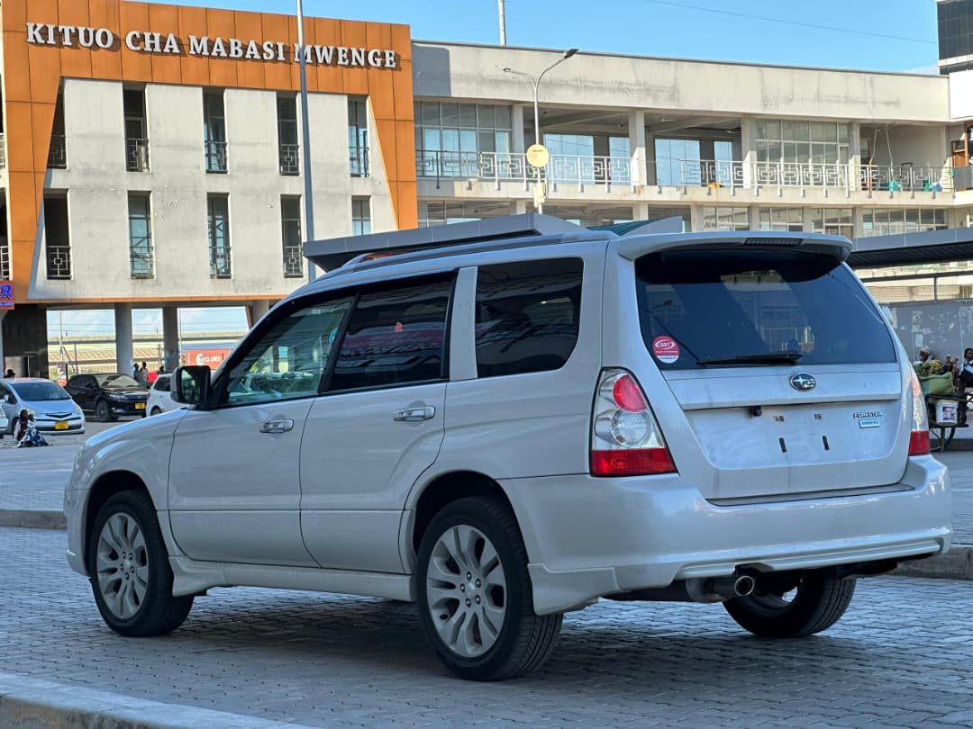 Subaru Forester 2007 thumbnail 4