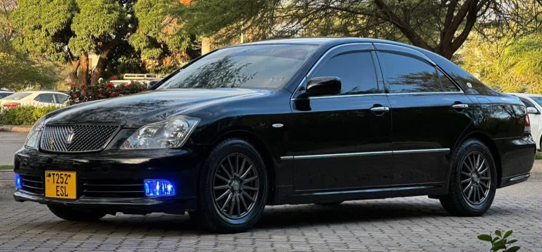 Toyota Crown Athlete 2005 thumbnail 8