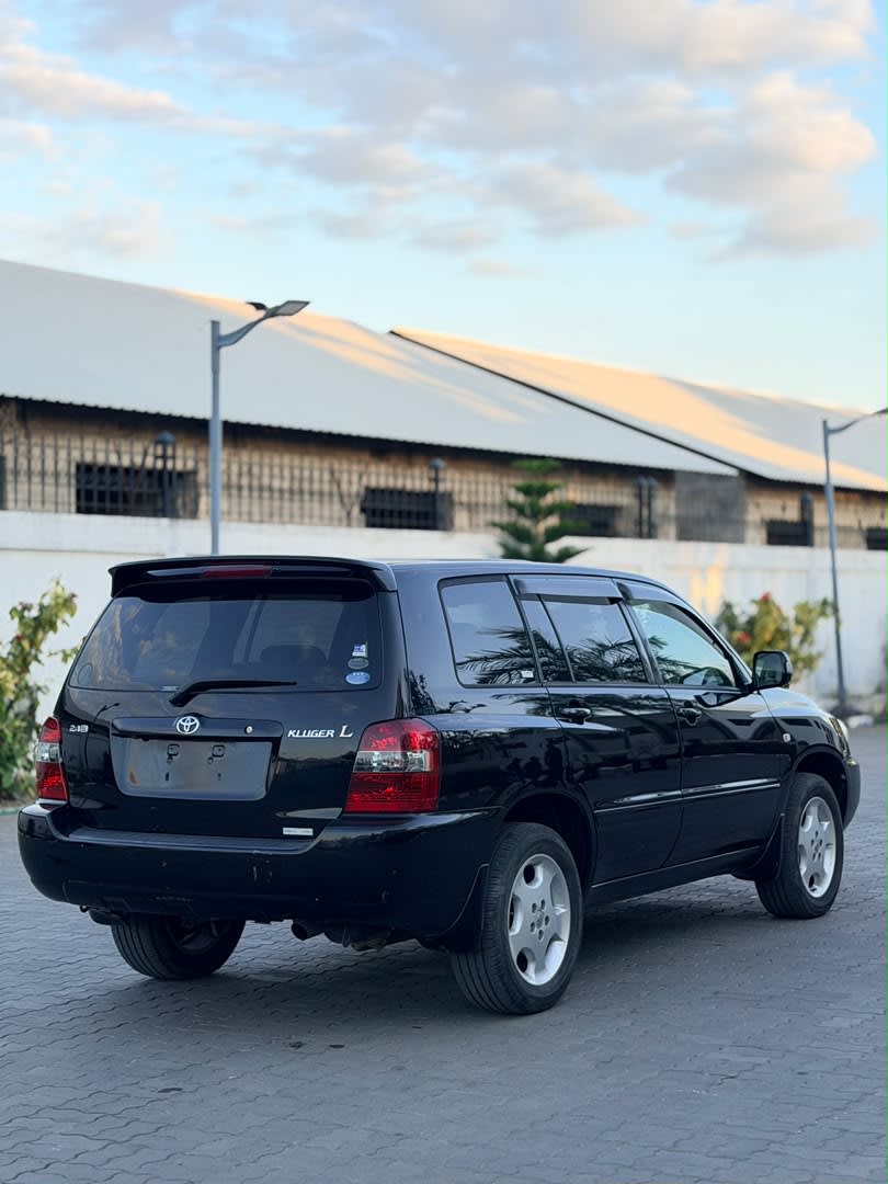 Toyota Kluger 2006 thumbnail 4