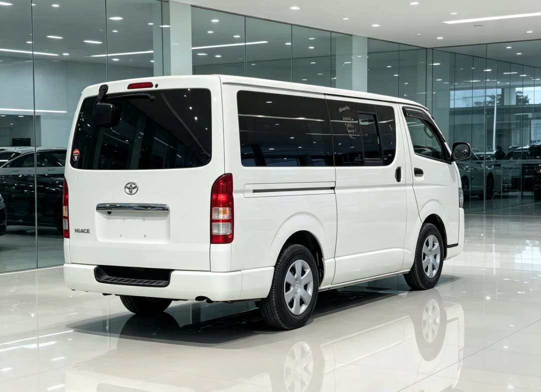 Toyota Hiace 2012 thumbnail 5